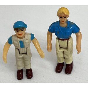 Blue Box Toys 1997 Jurassic Park Lost World Micro Volcano Lab 1" Figures x 2